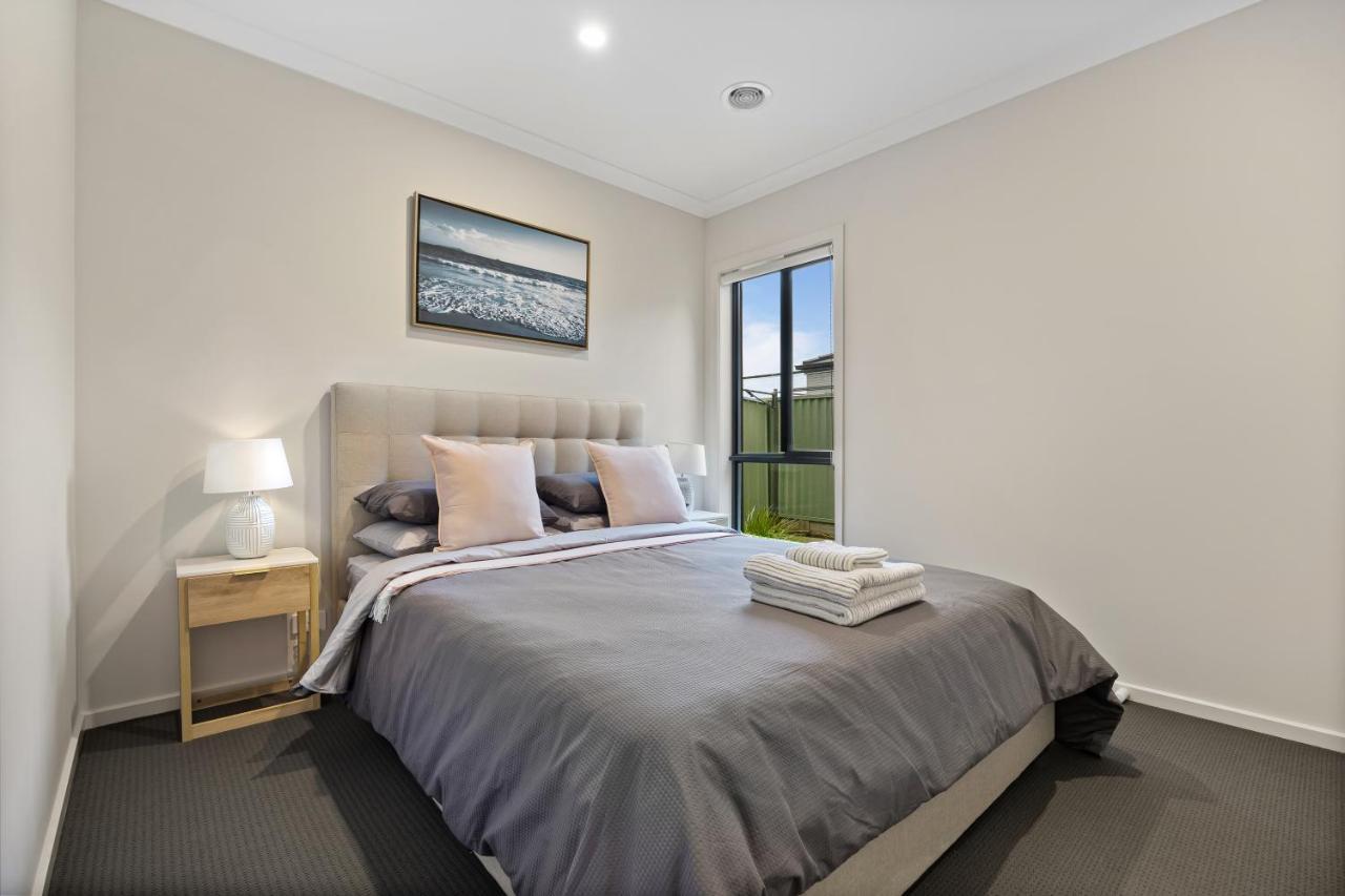 Ballarat Modern Oasis, Stylish 3 Bedroom 2 Bathroom Retreat, Newly Build, New Appliances, Beds And Furniture, Walking Distance To Shopping Mall Exterior foto