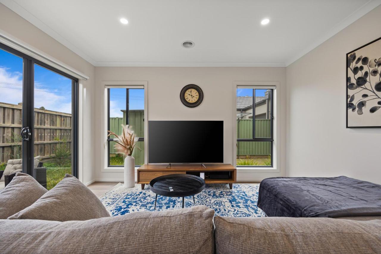 Ballarat Modern Oasis, Stylish 3 Bedroom 2 Bathroom Retreat, Newly Build, New Appliances, Beds And Furniture, Walking Distance To Shopping Mall Exterior foto